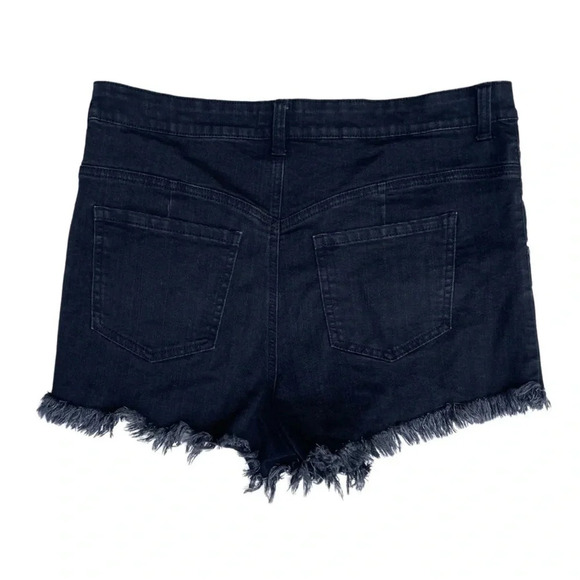 ARIYA Black Distressed Accents Jeans Shorts - frayed hem. 3 button up design - Picture 5 of 9